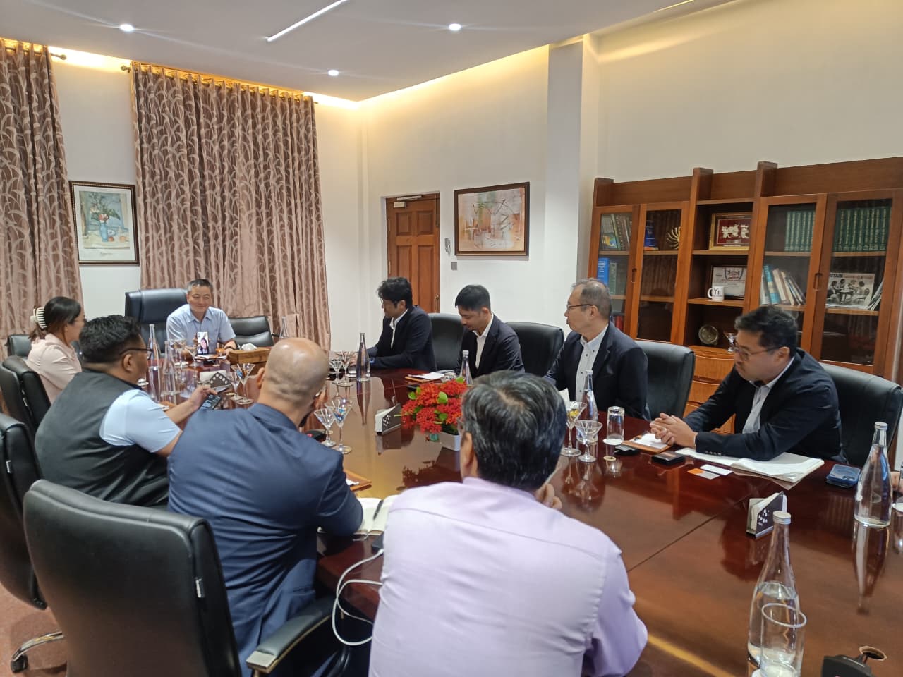 Chairman with delegates from Japan